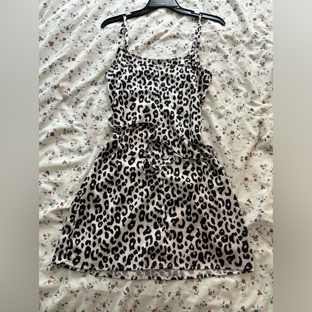 BRANDY MELVILLE DRESS